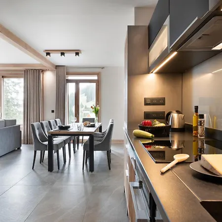 Appart hôtel Mgm Hôtels&résidences - Résidence Le Hameau De L'ours 4*
